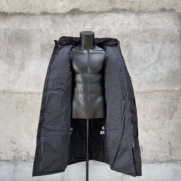 The North Face Black Long Down Jacket - Picture 9 of 9